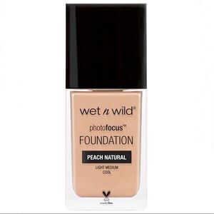 WET N WILD Photofocus Foundation in Peach Natural
